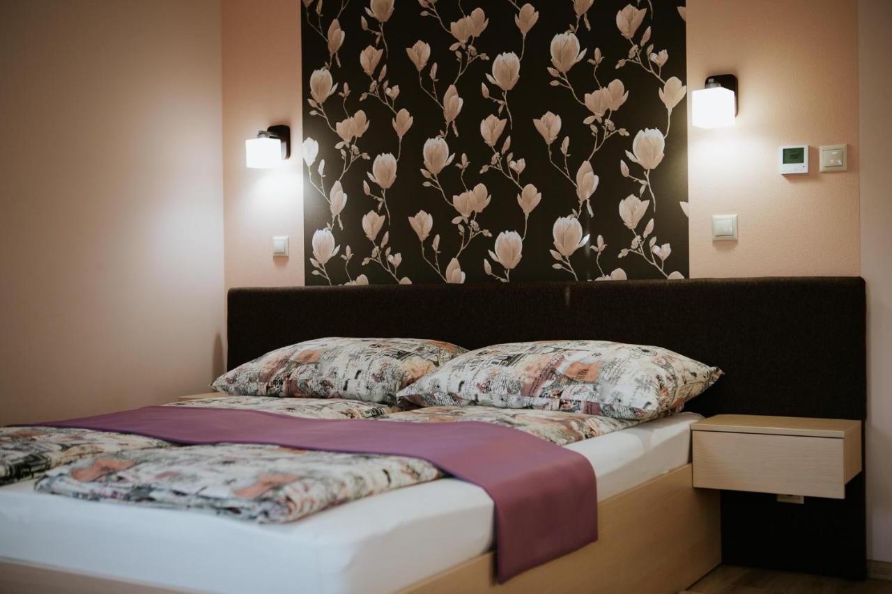 Nemeth Apartmanhazak Morahalom Bagian luar foto